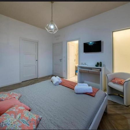 Casa Maria Al Verdi Salerno Luaran gambar
